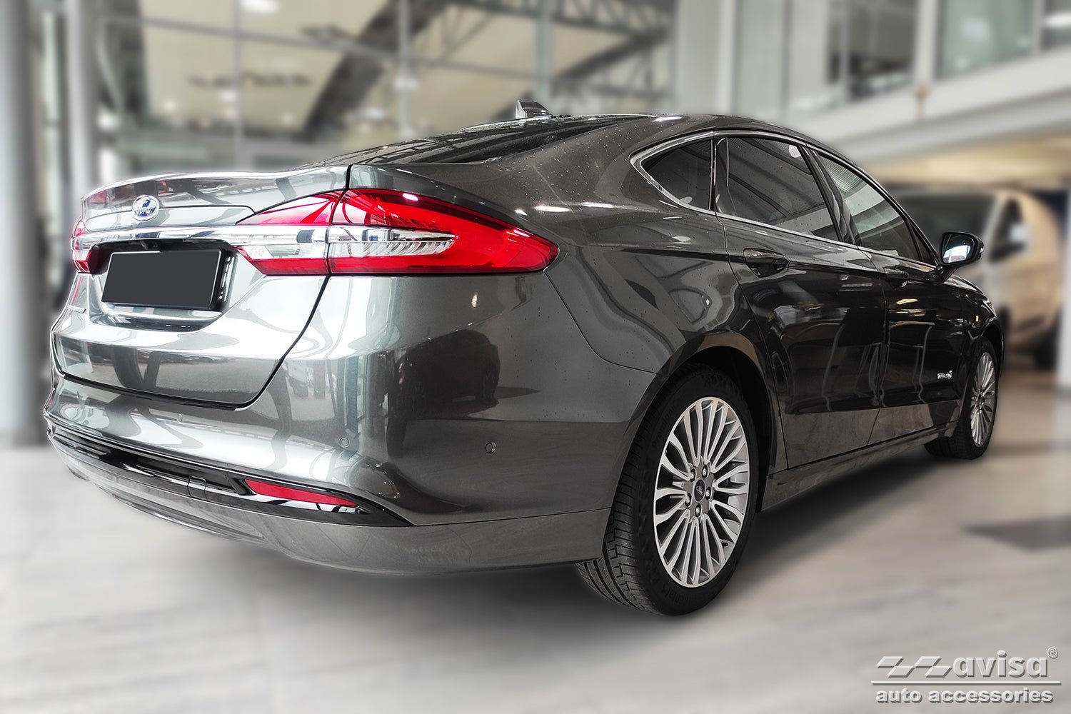 Lastskydd Ford Mondeo MK5 halvkombi 5-dörrars/ sedan 2014–2019, facelift 2019+ – Svart | AVISA - Carlevel AB - Lastskydd