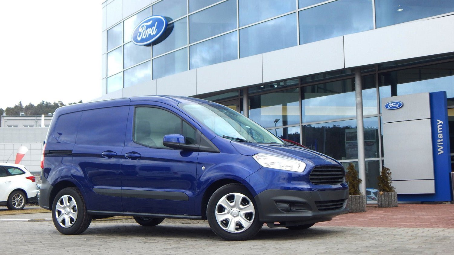 Lastskydd Ford Tourneo Courier I 2014+facelift 2017, facelift 2017–2022 m.fl. – Svart | AVISA - Carlevel AB - Lastskydd