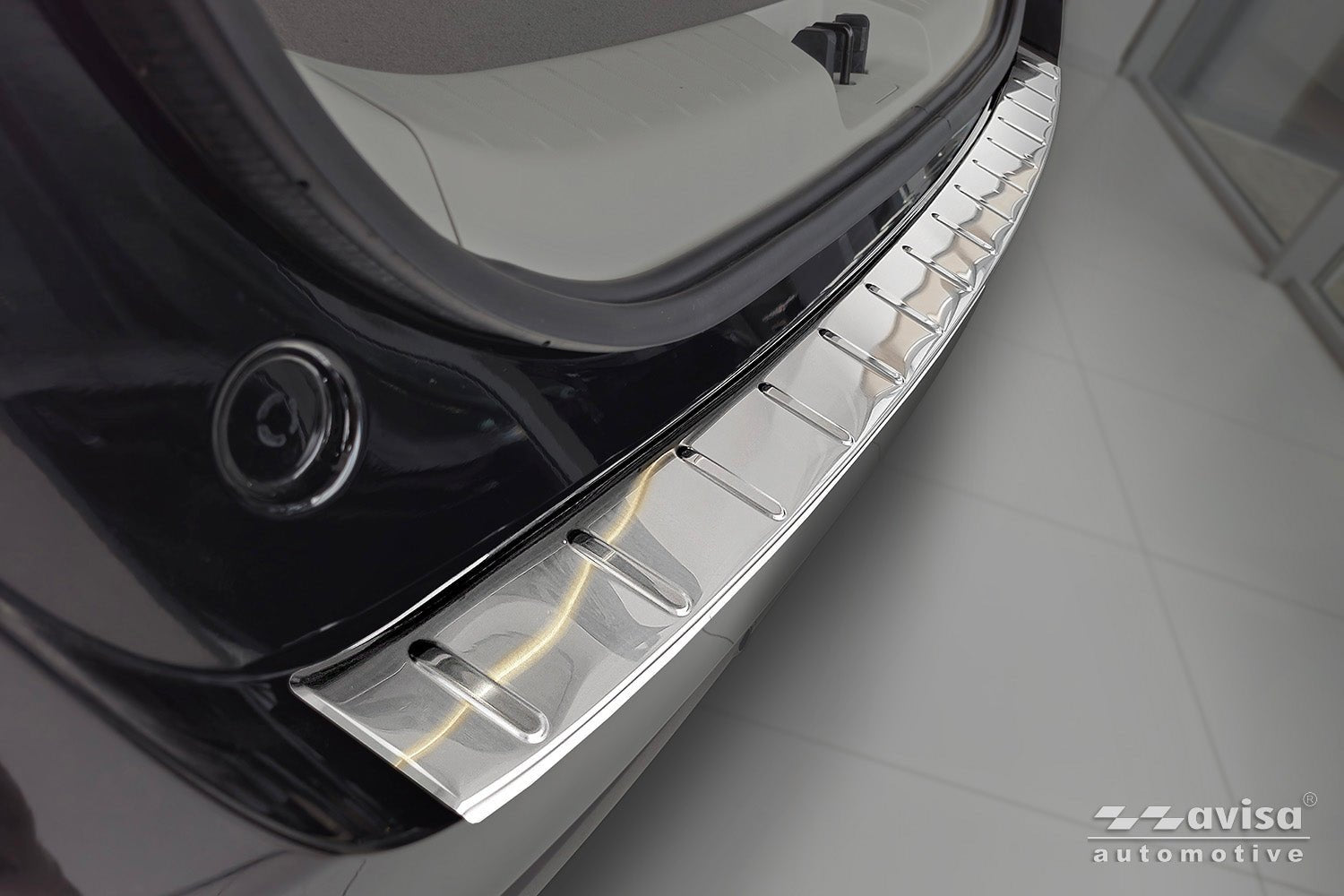 Lastskydd Forthing U-Tour 2022+ – Silver satin | AVISA - Carlevel AB - Lastskydd