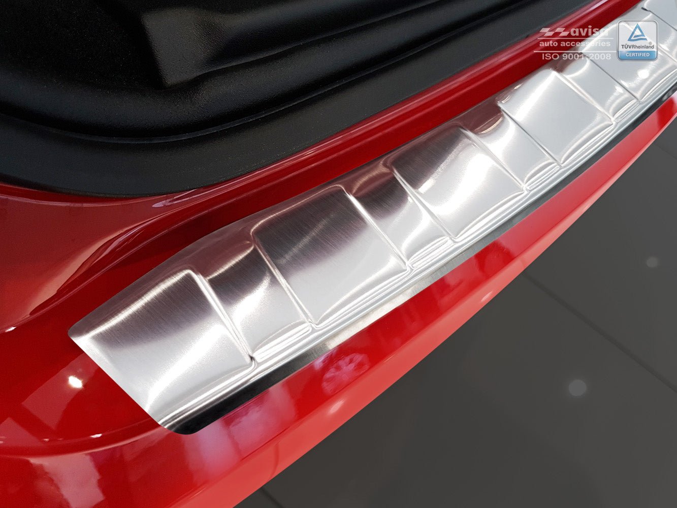 Lastskydd Jaguar E-Pace 2017–2020, facelift 2020+ – Silver satin | AVISA - Carlevel AB - Lastskydd