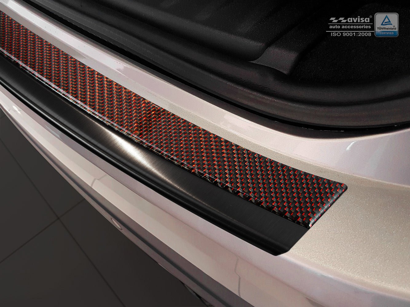 Lastskydd Jaguar F-Pace 2016–2020, facelift 2020+ – Svart steel, Röd&Svart Kolfiber | AVISA - Carlevel AB - Lastskydd