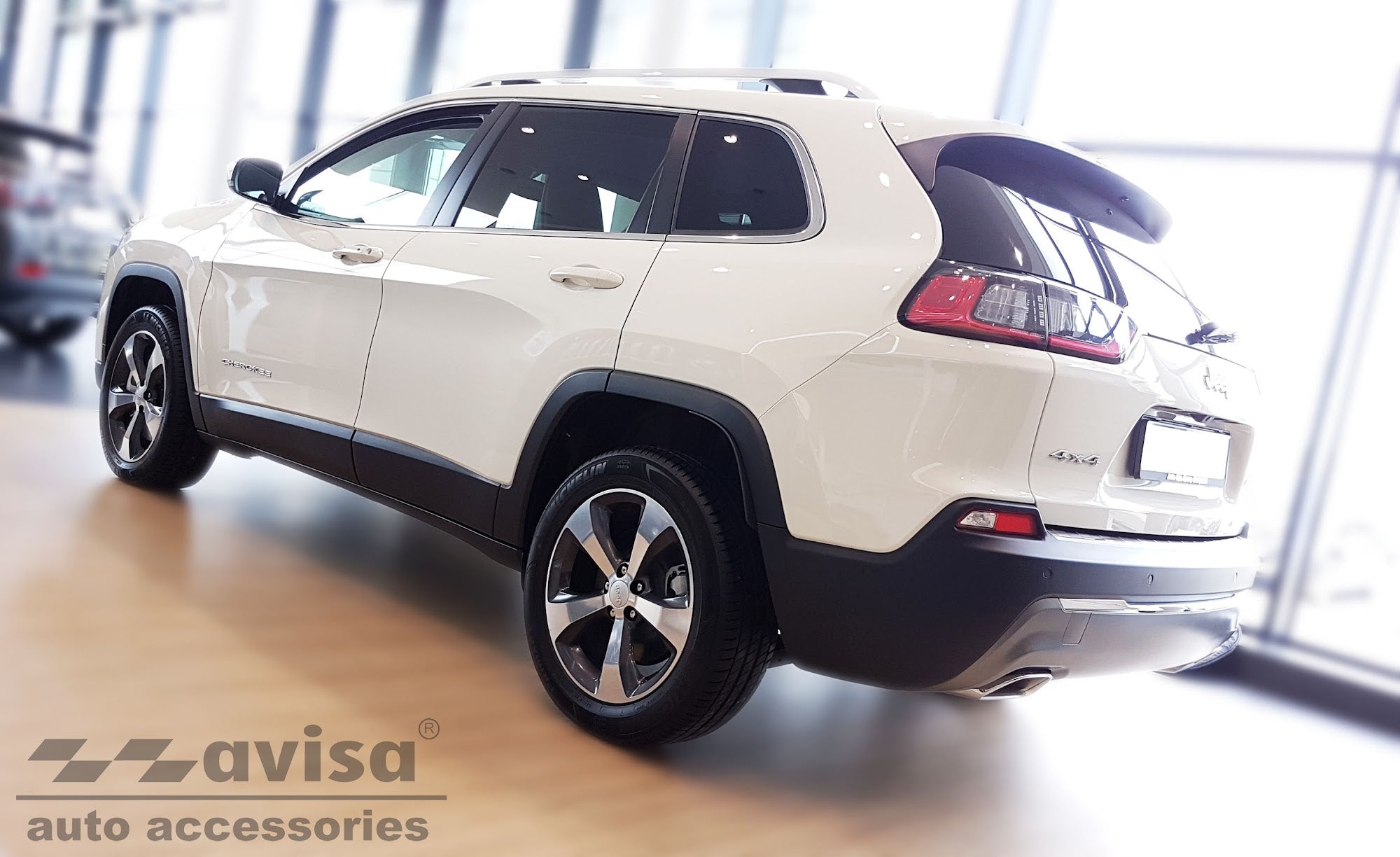 Lastskydd Jeep Cherokee V facelift 2018+ – Silver satin | AVISA - Carlevel AB - Lastskydd
