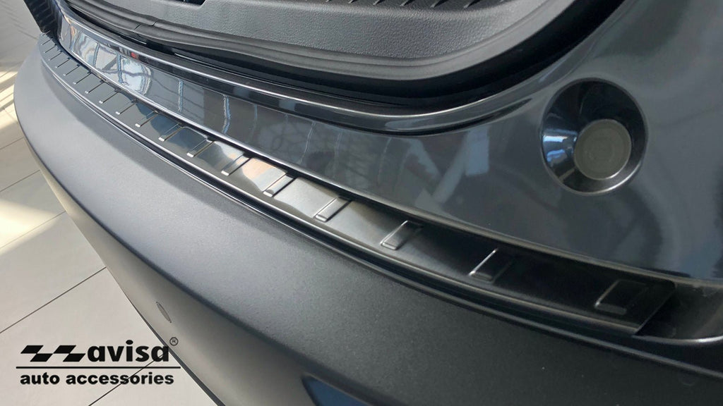 Lastskydd Mazda CX-30 2019+ – Svart (2/45001) | AVISA - Carlevel AB - Lastskydd