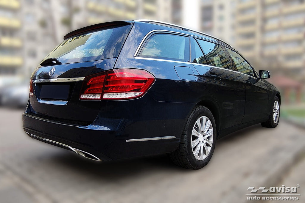 Lastskydd Mercedes E Class W212 Kombi 2013–2015, facelift 2015–2016 – Svart | AVISA - Carlevel AB - Lastskydd