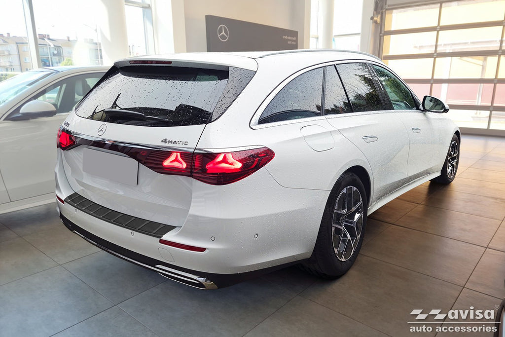 Lastskydd Mercedes E- Klasa VI Kombi (S214) 2023+ – Svart | AVISA - Carlevel AB - Lastskydd