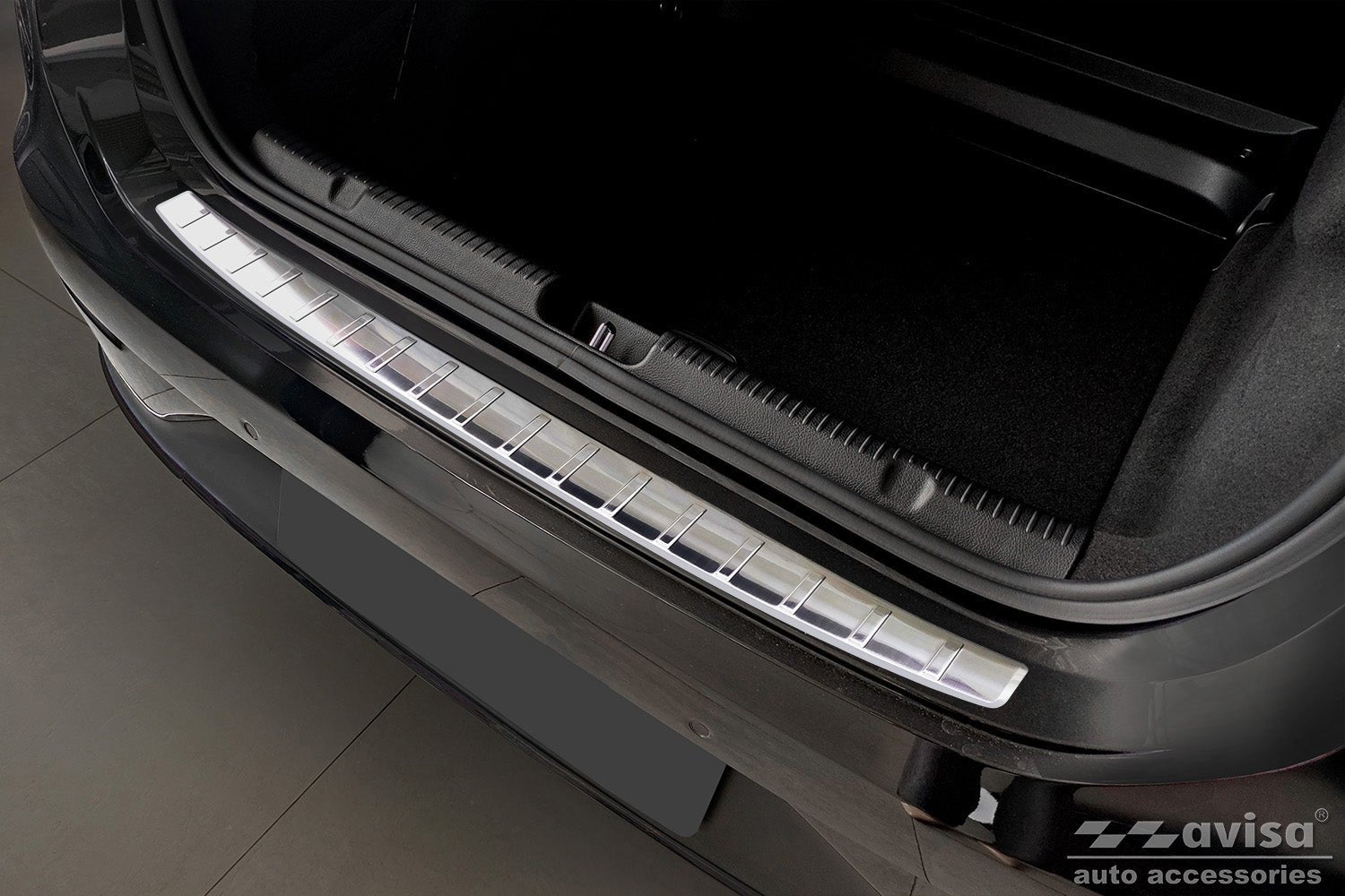 Lastskydd Mercedes Eqe (V295) 2022+ – Silver | AVISA - Carlevel AB - Lastskydd
