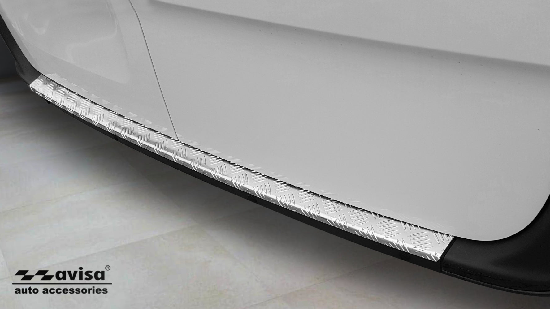 Lastskydd Mercedes Sprinter III 2018+ – Silver satin (2/35439) | AVISA - Carlevel AB - Lastskydd