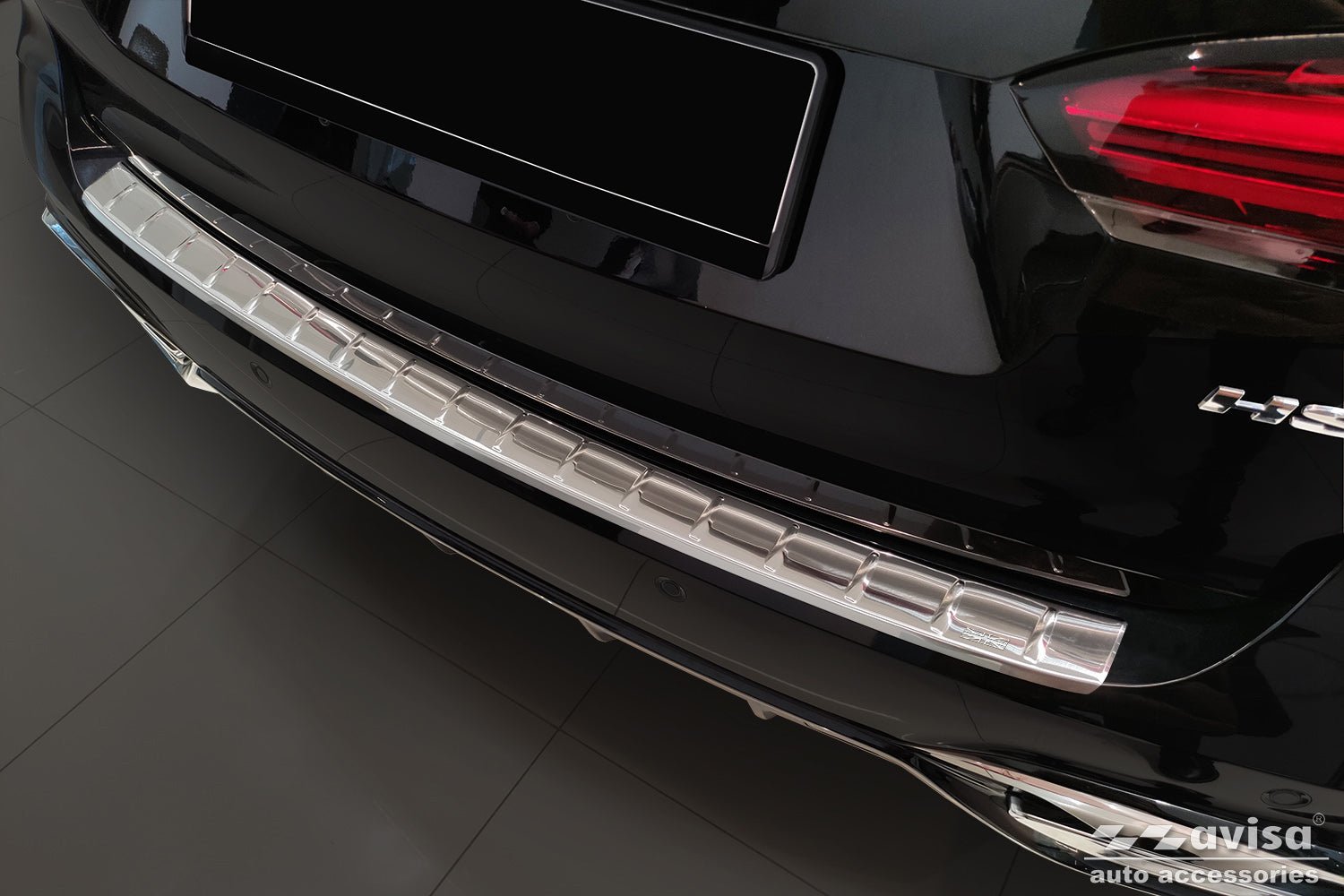 Lastskydd MG HS/ Ehs facelift 2020–2023, facelift 2023–2024 (engrave British facelift ag) – Silver satin | AVISA - Carlevel AB - Lastskydd