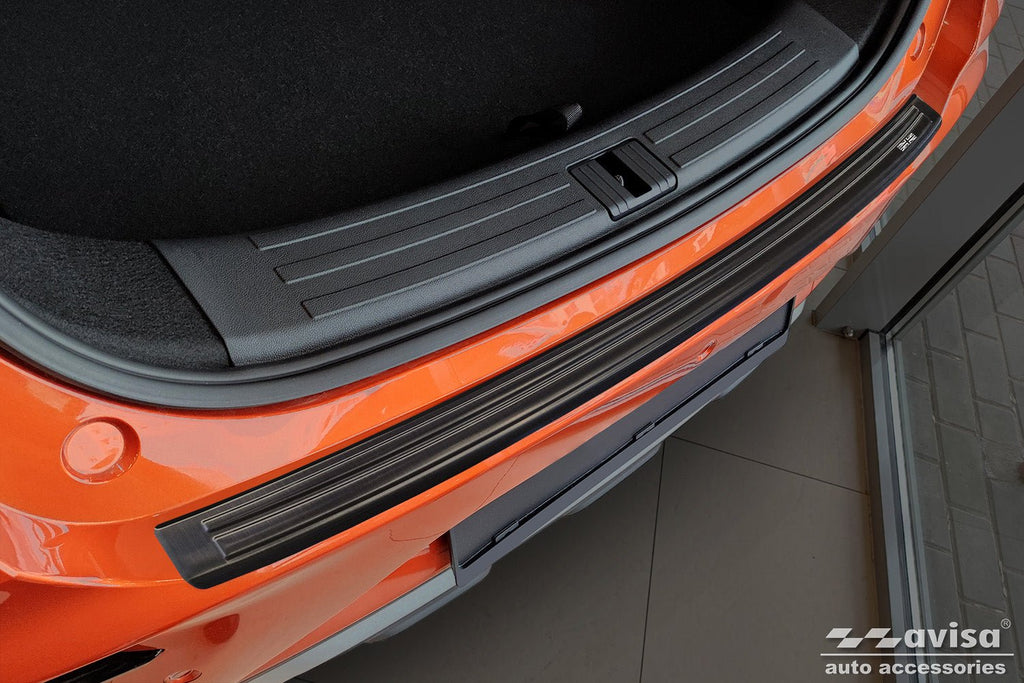 Lastskydd MG ZS facelift 2019–2024/ MG ZS EV facelift 2021–2024 (engrave British facelift ag) – Svart | AVISA - Carlevel AB - Lastskydd