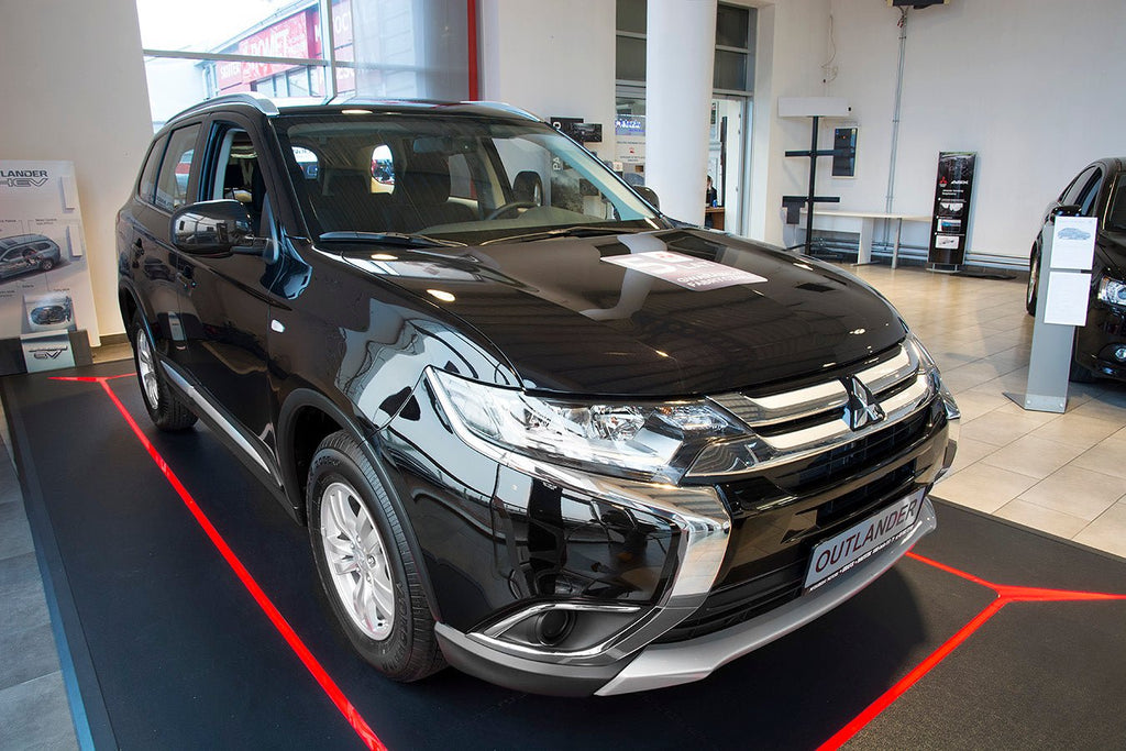 Lastskydd Mitsubishi Outlander III facelift 2015–2017, facelift 2017–2022 m.fl. – Silver satin | AVISA - Carlevel AB - Lastskydd