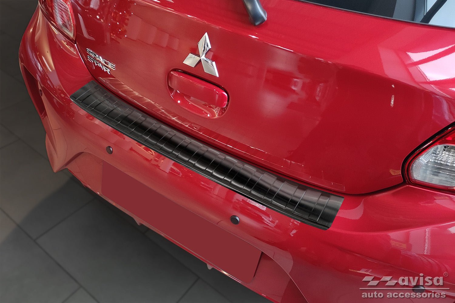 Lastskydd Mitsubishi Space Star facelift 2020+ – Svart | AVISA - Carlevel AB - Lastskydd