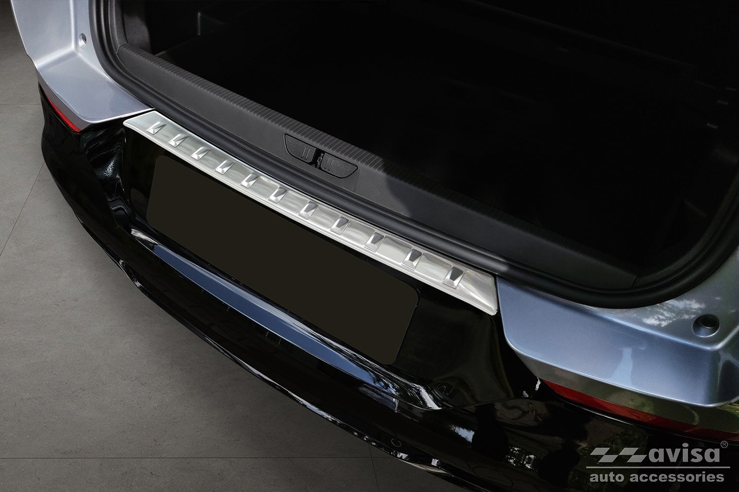 Lastskydd Opel Grandland facelift 2021+/ Hybrid facelift 2021+ – Silver satin | AVISA - Carlevel AB - Lastskydd