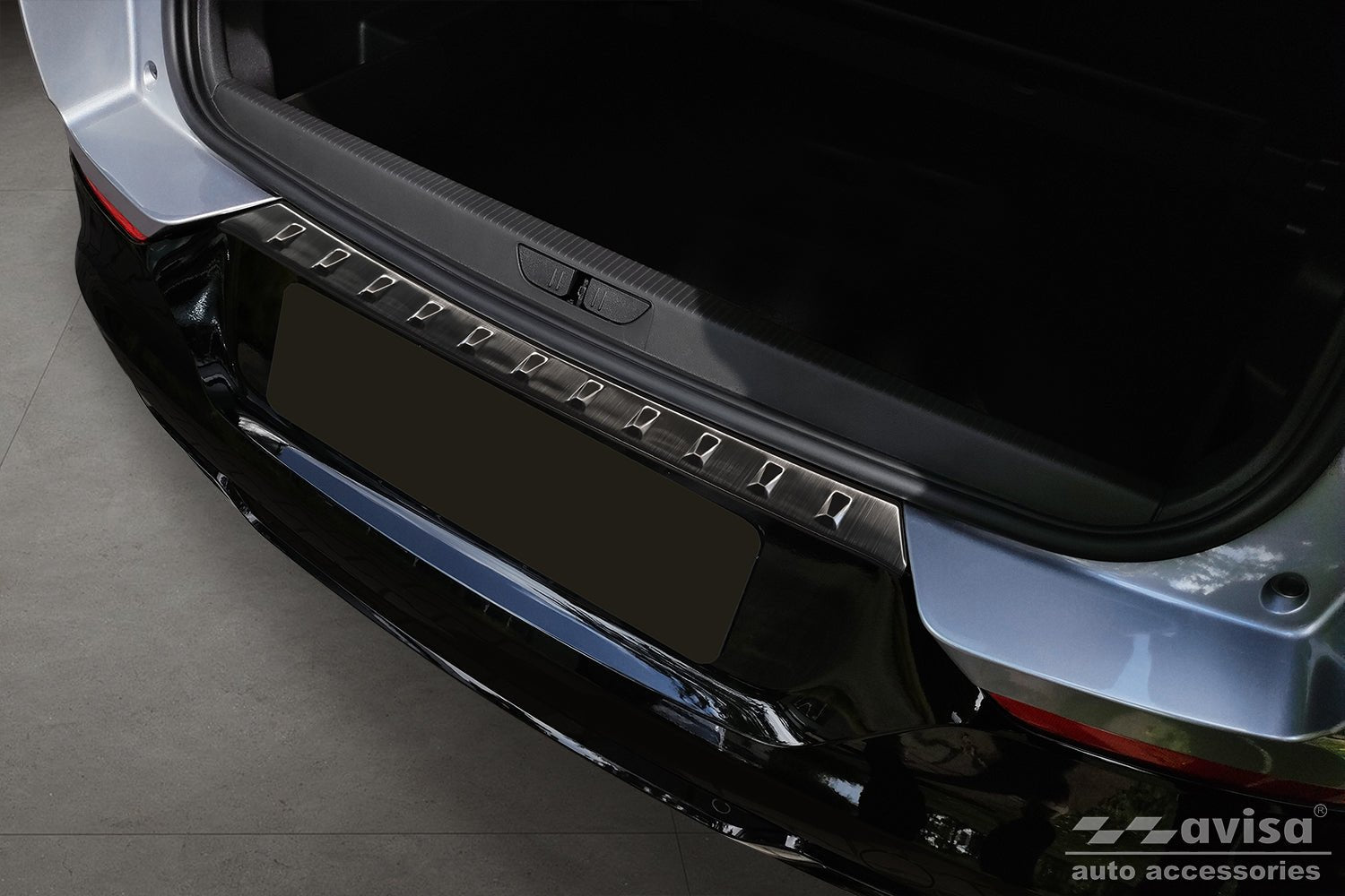 Lastskydd Opel Grandland facelift 2021+/ Hybrid facelift 2021+ – Svart | AVISA - Carlevel AB - Lastskydd
