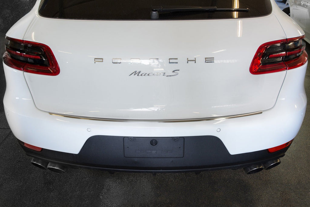 Lastskydd Porsche Macan 2013–2019, facelift 2019–2021, facelift 2021+ – Silver satin | AVISA - Carlevel AB - Lastskydd