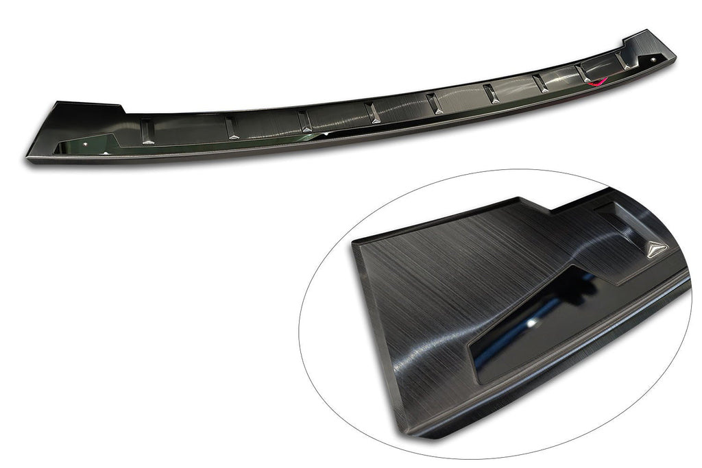 Lastskydd Shadow Premium Audi Q6 e-tron 2024+/ Audi SQ6 e-tron 2024+ – Svart / Spegelblank svart | AVISA - Carlevel AB - Lastskydd