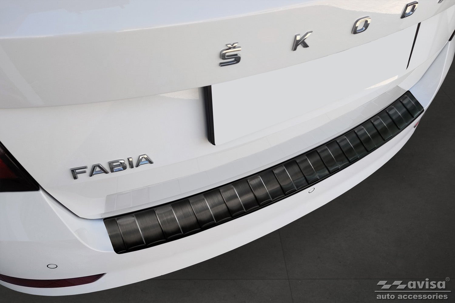 Lastskydd Skoda Fabia III Kombi facelift 2018+ – Svart | AVISA - Carlevel AB - Lastskydd