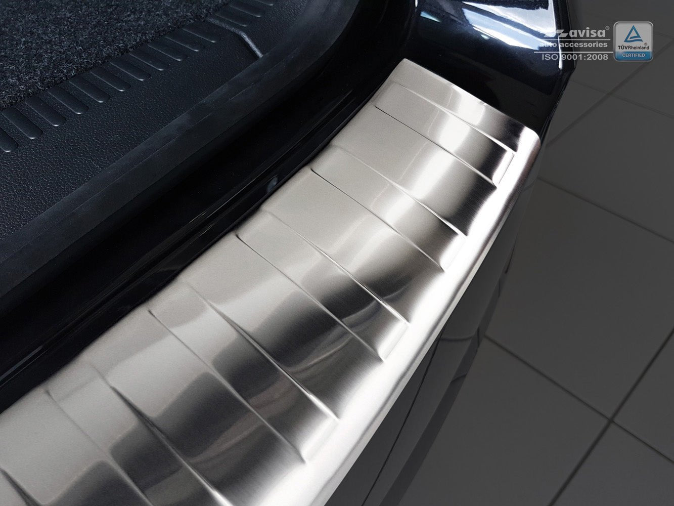Lastskydd Skoda Octavia III Kombi facelift 2016–2019 – Silver satin | AVISA - Carlevel AB - Lastskydd