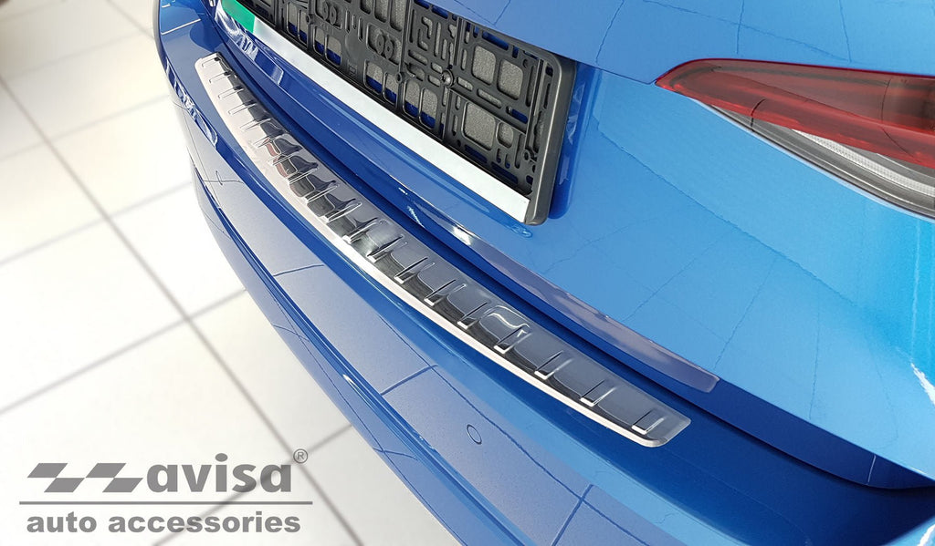 Lastskydd Skoda Octavia IV liftback 2019–2024 facelift 2024+ – Silver satin (2/35769) | AVISA - Carlevel AB - Lastskydd