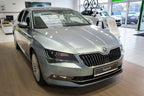 Lastskydd Skoda Superb III liftback sedan 2015–2019, facelift 2019+ facelift 2019–2023 – Silver satin | AVISA - Carlevel AB - Lastskydd