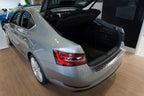 Lastskydd Skoda Superb III liftback sedan 2015–2019, facelift 2019+ facelift 2019–2023 – Silver satin | AVISA - Carlevel AB - Lastskydd