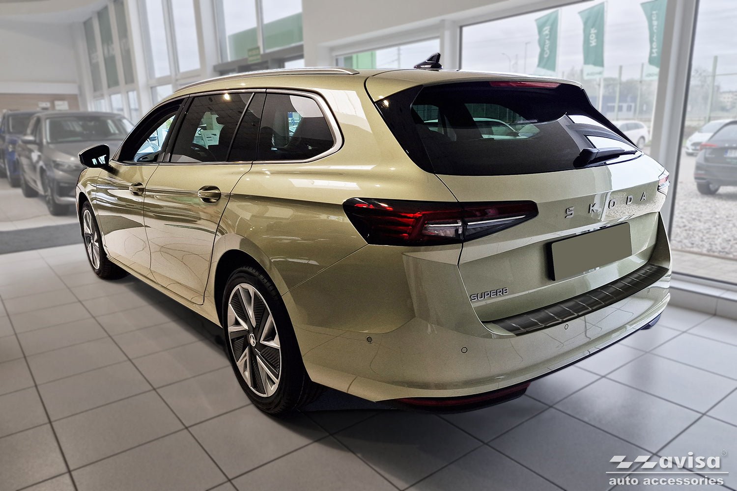 Lastskydd Skoda Superb IV Kombi 2024+ – Svart | AVISA - Carlevel AB - Lastskydd