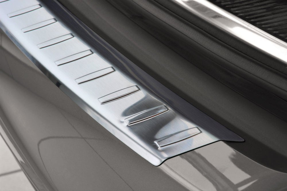 Lastskydd Skoda Superb Kombi 2013–2015 – Silver satin | AVISA - Carlevel AB - Lastskydd