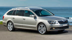 Lastskydd Skoda Superb Kombi 2013–2015 – Svart | AVISA - Carlevel AB - Lastskydd
