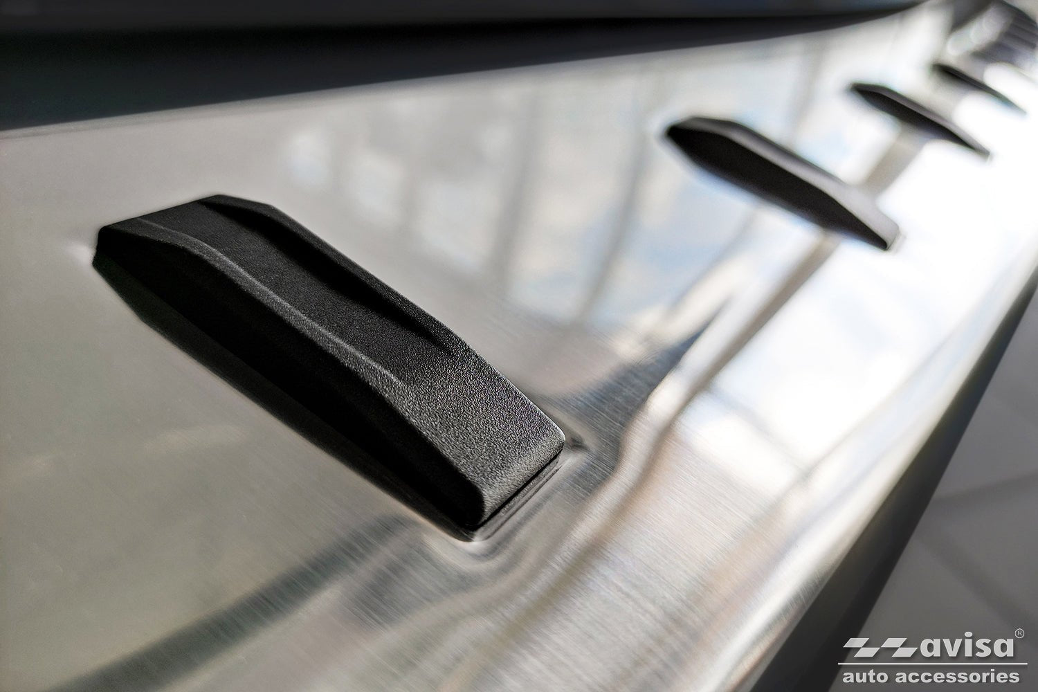 Lastskydd Strong Edition BMW X1 III U11 2022+/ BMW X1 III U11 X -line 2022+ – Silver satin | AVISA - Carlevel AB - Lastskydd