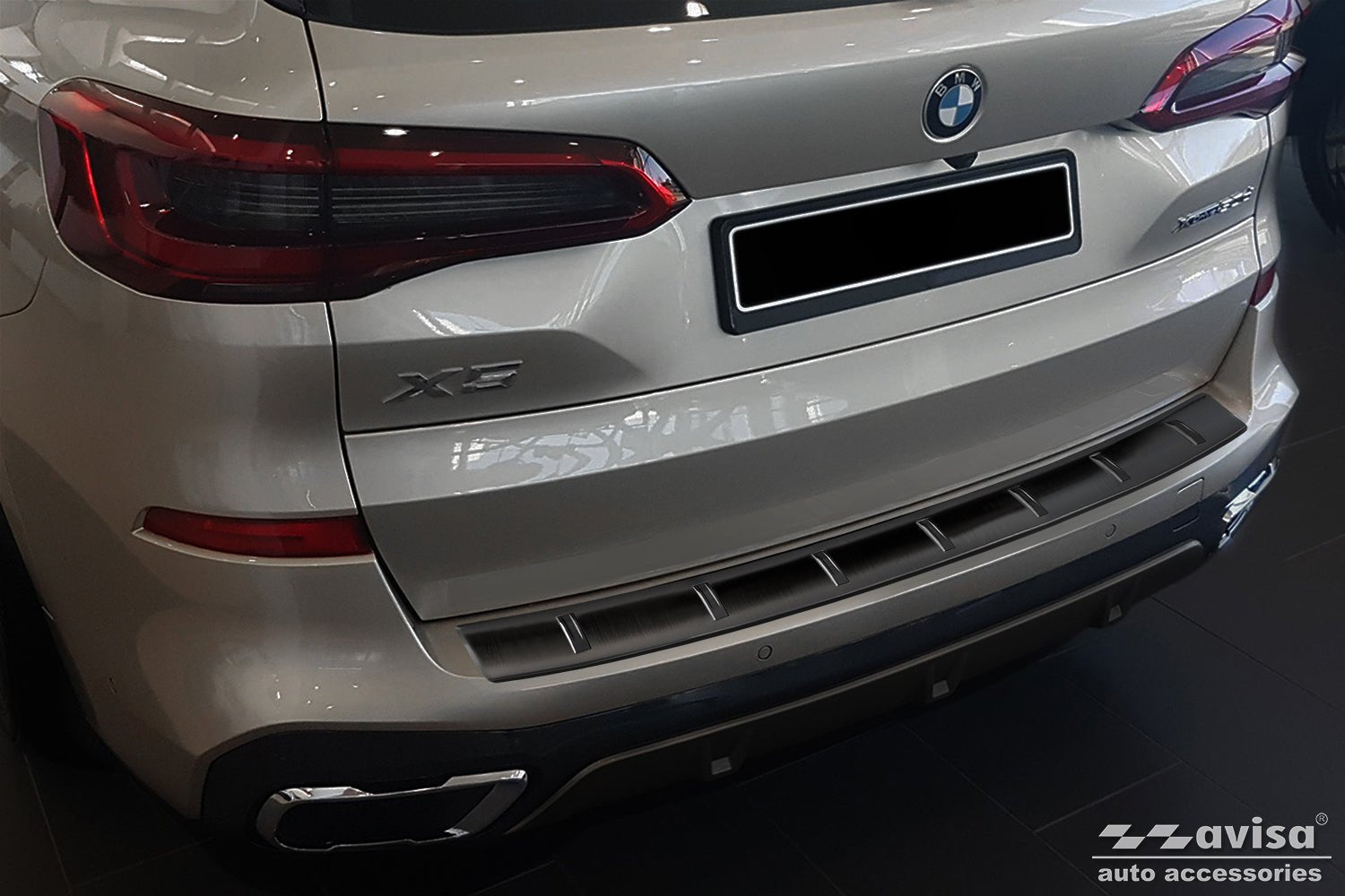 Lastskydd Strong Edition BMW X5 IV G05 M-paket 2018–2023 facelift 2023+ – Svart | AVISA - Carlevel AB - Lastskydd