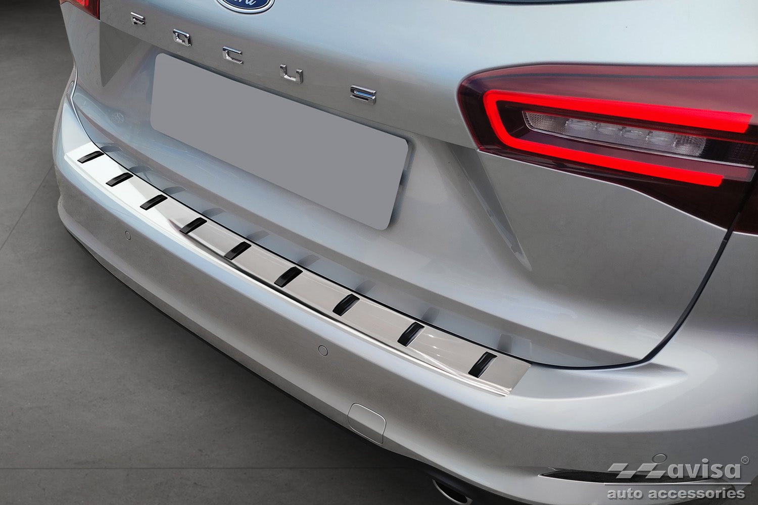 Lastskydd Strong Edition Ford Focus IV Kombi/ ST-Line/ Active 2018–2021, facelift 2021+ – Silver | AVISA - Carlevel AB - Lastskydd