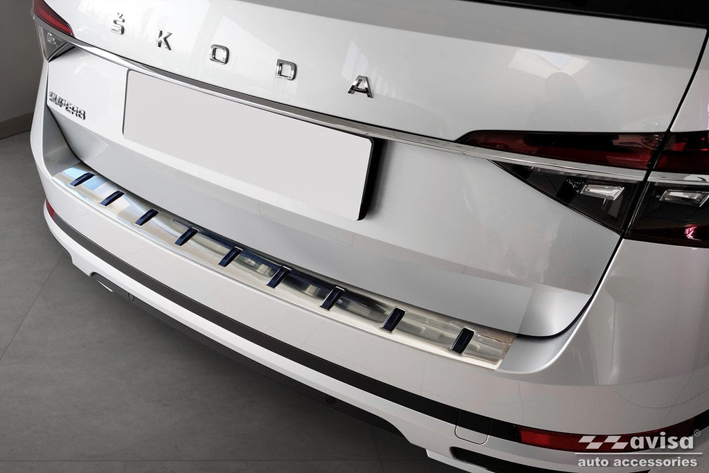 Lastskydd Strong Edition Skoda Superb III Kombi 2015–2019, facelift 2019– 2024/ Scout III 2019+ – Silver satin | AVISA - Carlevel AB - Lastskydd