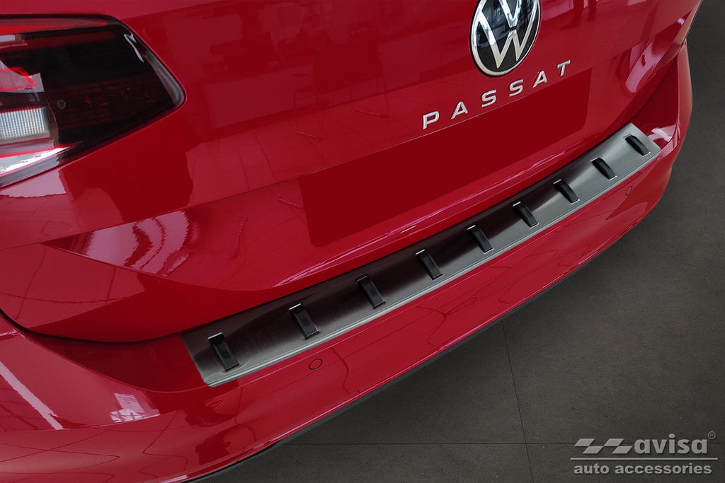 Lastskydd Strong Edition Volkswagen Passat B8 variant/ R-line/ Alltrack/ GTE 2014–2019, facelift 2019–2023 – Svart | AVISA - Carlevel AB - Lastskydd