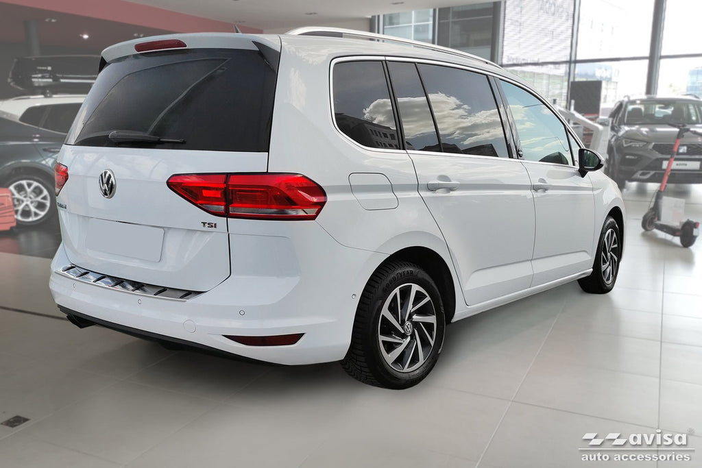 Lastskydd Strong Edition Volkswagen Touran III/ R-line 2015+ – Silver | AVISA - Carlevel AB - Lastskydd
