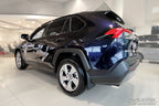 Lastskydd Suzuki Across 2020+ / Toyota RAV4 V generation/ Hybrid 2018–2026 (fits also to PHEV GR version ) – Spegelblank svart | AVISA - Carlevel AB - Lastskydd