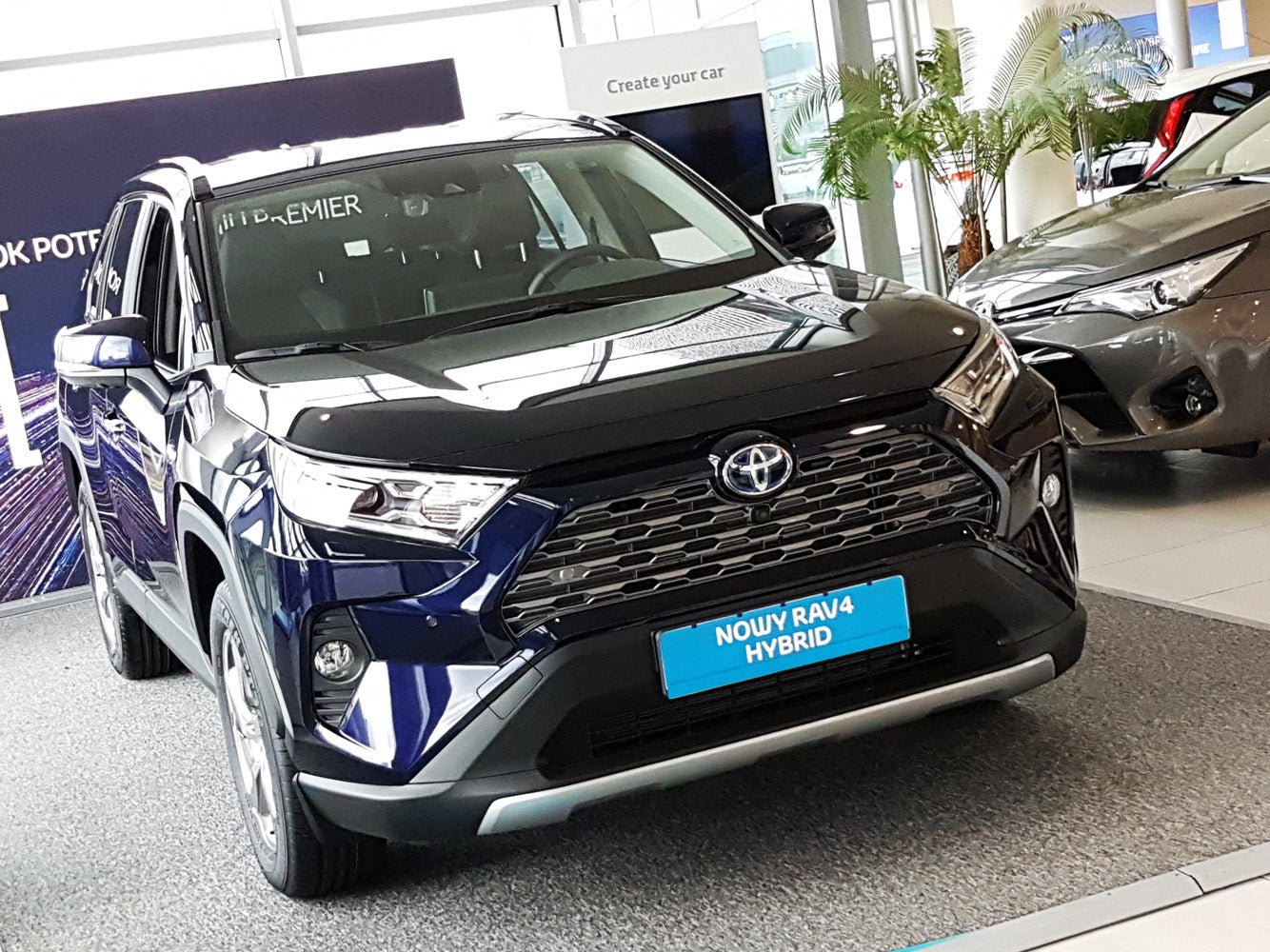 Lastskydd Suzuki Across 2020+ / Toyota RAV4 V generation/ Hybrid 2018–2026 (fits also to PHEV GR version ) – Svart | AVISA - Carlevel AB - Lastskydd