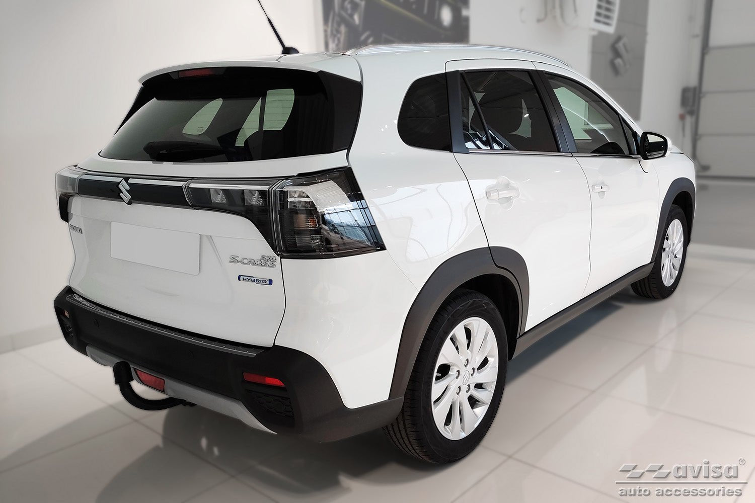 Lastskydd Suzuki S-Cross II 2021+ – Svart | AVISA - Carlevel AB - Lastskydd