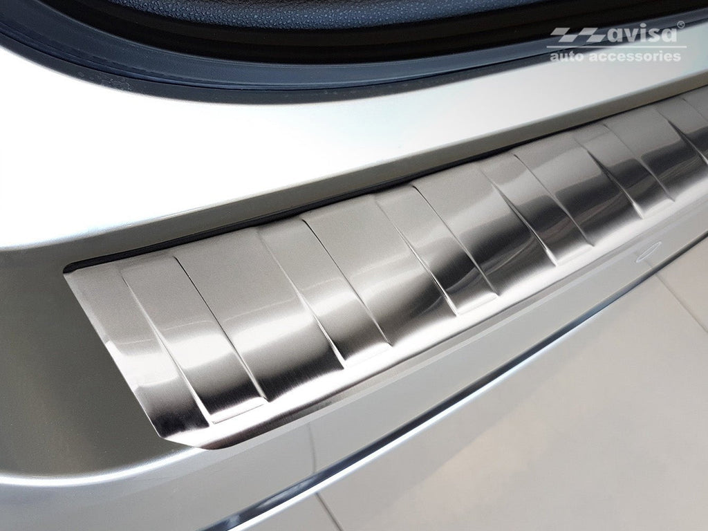 Lastskydd Suzuki Swace Kombi 2020+ / Toyota Corolla XII touring sports 2018+/ GR Sport 2018+ – Silver satin | AVISA - Carlevel AB - Lastskydd