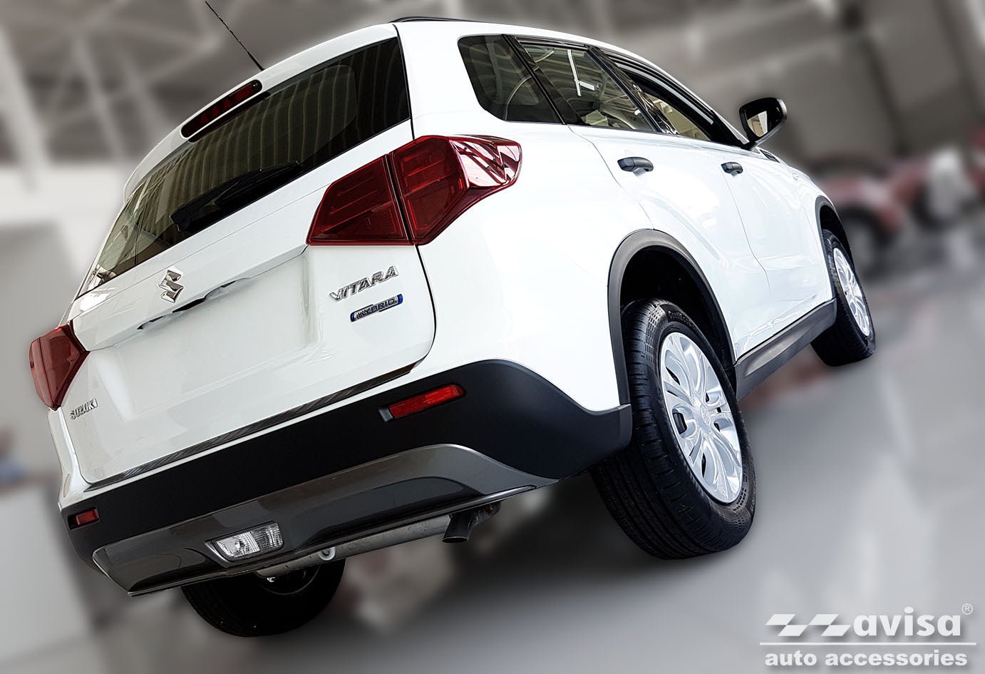Lastskydd Suzuki Vitara II/ Hybrid 2015–2018, facelift 2018–2024, facelift 2024+ > – Svart | AVISA - Carlevel AB - Lastskydd