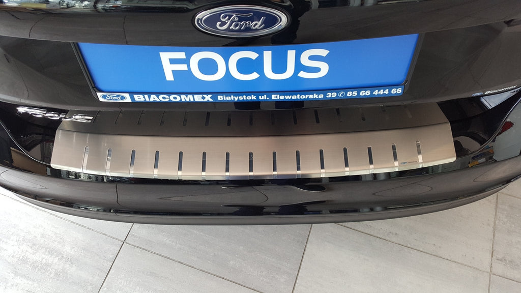Lastskydd till Ford Focus III FL 5D 2014–2018 – Rostfritt stål - Carlevel AB - Fordon och delar > Fordonsdelar > Karossdelar > Stötfångare