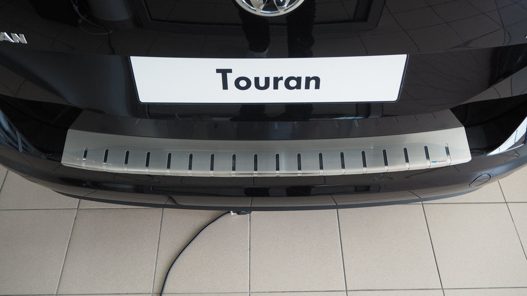 Lastskydd till Volkswagen Touran III 2015+ – Rostfritt stål - Carlevel AB - Fordon och delar > Fordonsdelar > Karossdelar > Stötfångare