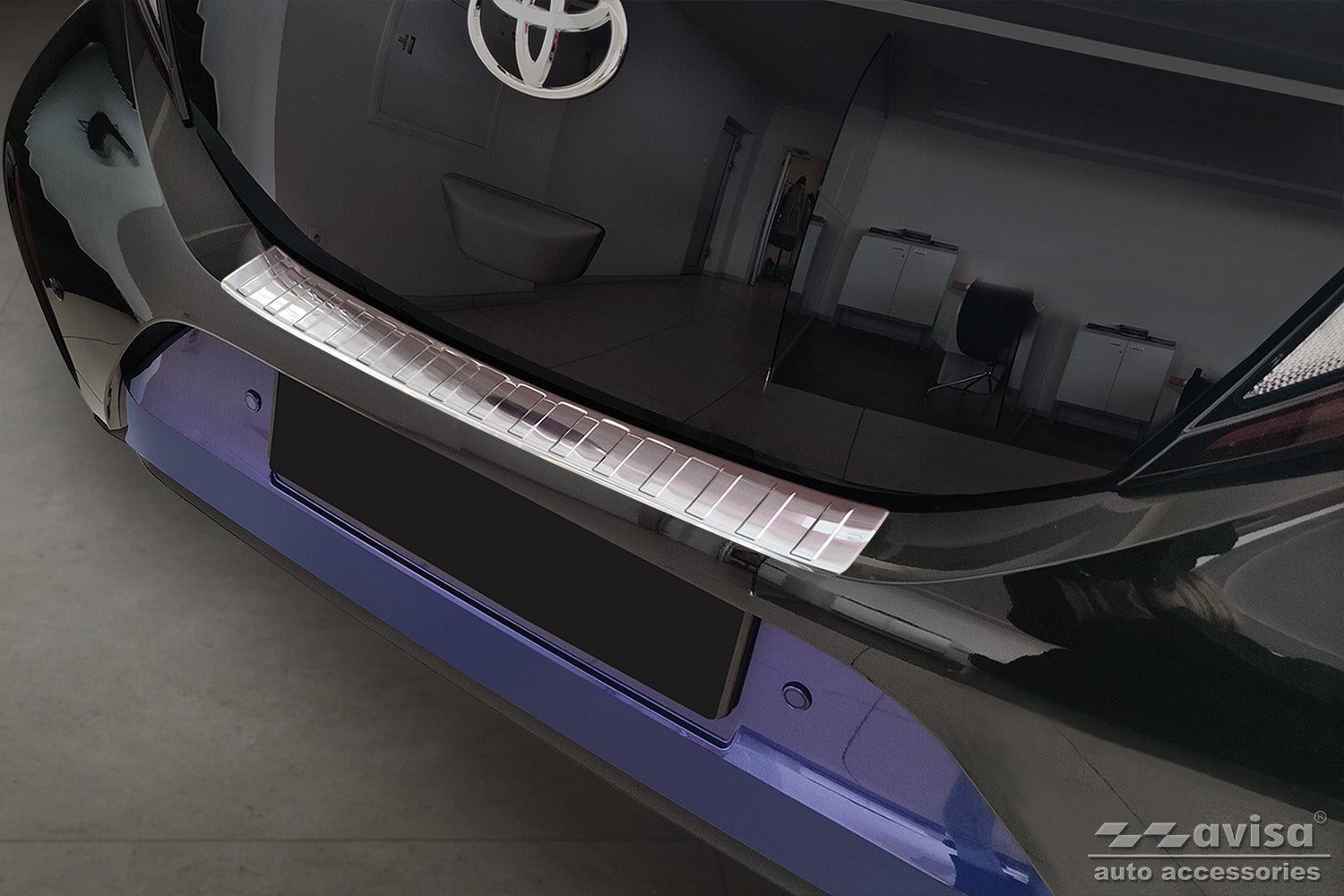 Lastskydd Toyota Aygo X crossover 2022–2025, facelift 2025+/ Toyota Aygo X hybrid 2026+ – Silver satin | AVISA - Carlevel AB - Lastskydd