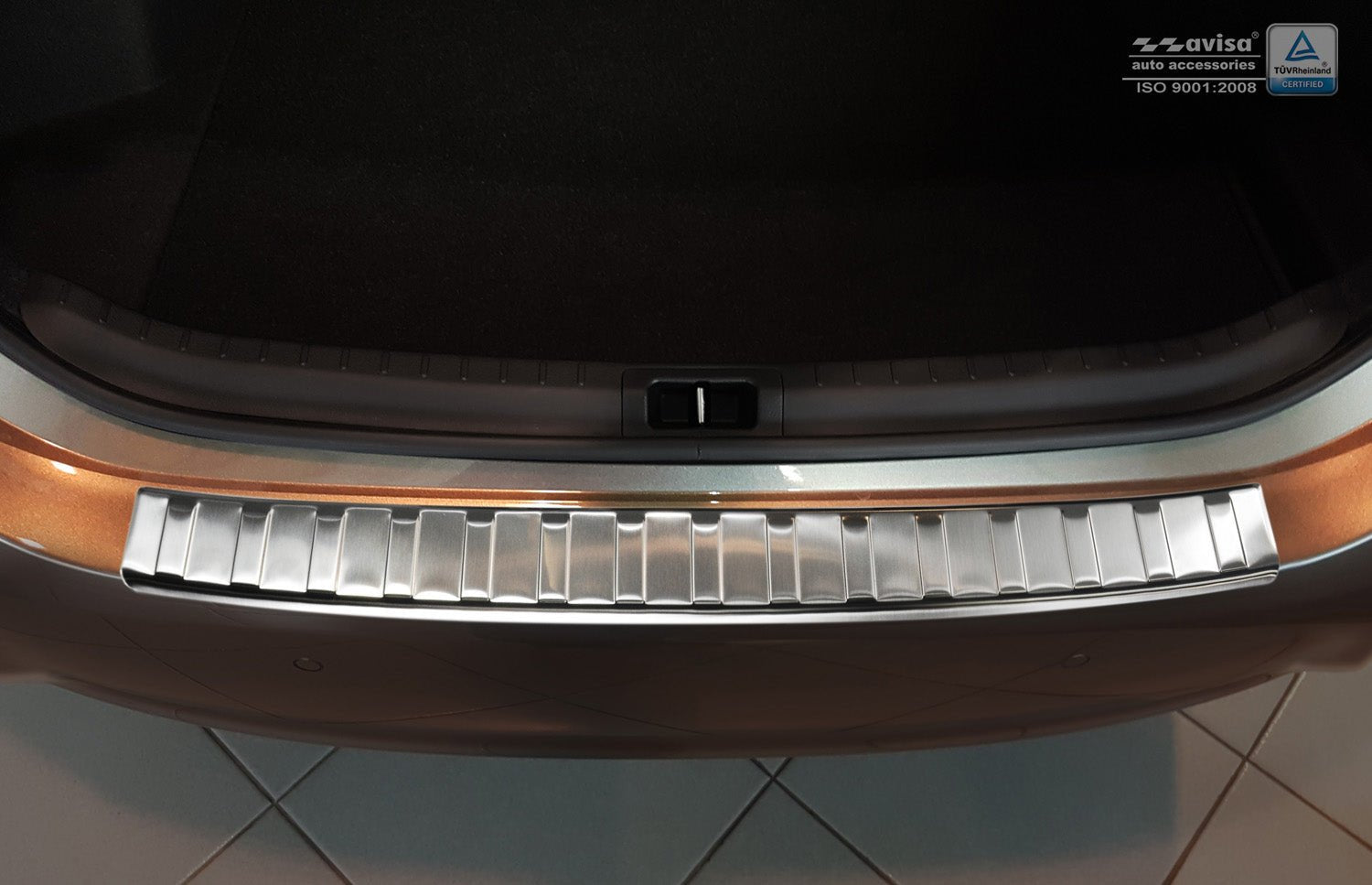 Lastskydd Toyota Corolla XI E160 2013–2016, facelift 2016–2019 – Silver satin | AVISA - Carlevel AB - Lastskydd