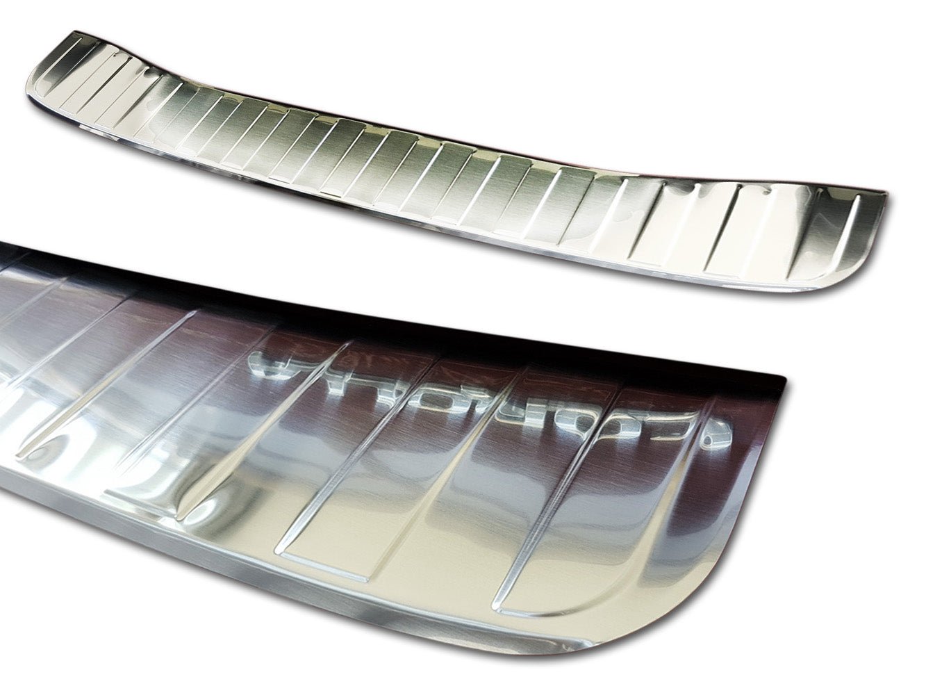 Lastskydd Toyota Corolla XII halvkombi 2018+ / Toyota Corolla XII GR Sport halvkombi 2019+ – Silver satin | AVISA - Carlevel AB - Lastskydd