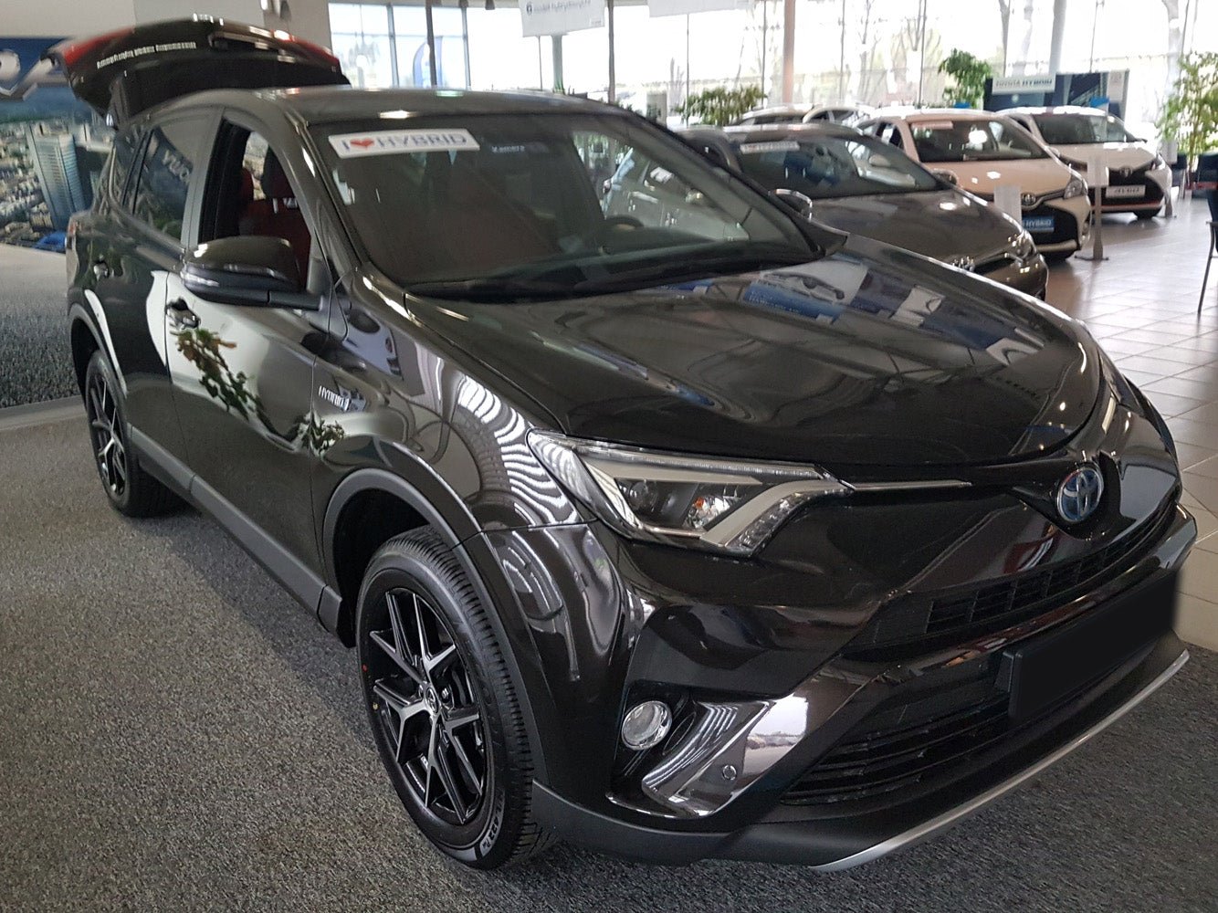 Lastskydd Toyota RAV4 IV facelift 02.2016–2018 – Svart | AVISA - Carlevel AB - Lastskydd