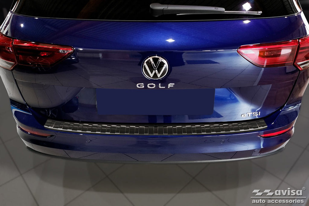 Lastskydd Volkswagen Golf VIII variant/ Alltrack 2020–2024, facelift 2024+ – Svart | AVISA - Carlevel AB - Lastskydd