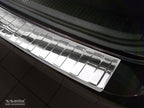 Lastskydd Volkswagen Passat B8 variant/ R-line/ Alltrack/ GTE 2014–2019, facelift 2019–2023 – Spegelpolerat silver | AVISA - Carlevel AB - Lastskydd