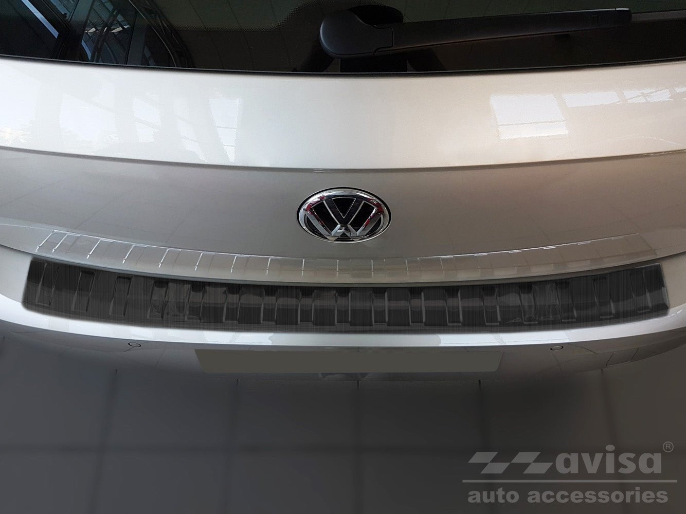 Lastskydd Volkswagen Polo VI halvkombi 5-dörrars 2017–2021, facelift 2021+ – Svart | AVISA - Carlevel AB - Lastskydd