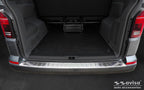 Lastskydd Volkswagen T6 Caravelle 2015–2019, facelift 2019–2024(versionen med trunk opening upwards) – Silver satin | AVISA - Carlevel AB - Lastskydd