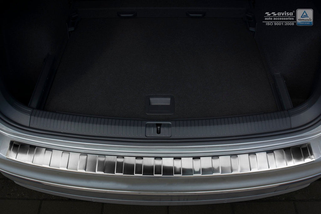 Lastskydd Volkswagen Tiguan II 2015–2020, facelift 2020+/ eHybrid 2020–2024 m.fl. – Silver satin | AVISA - Carlevel AB - Lastskydd