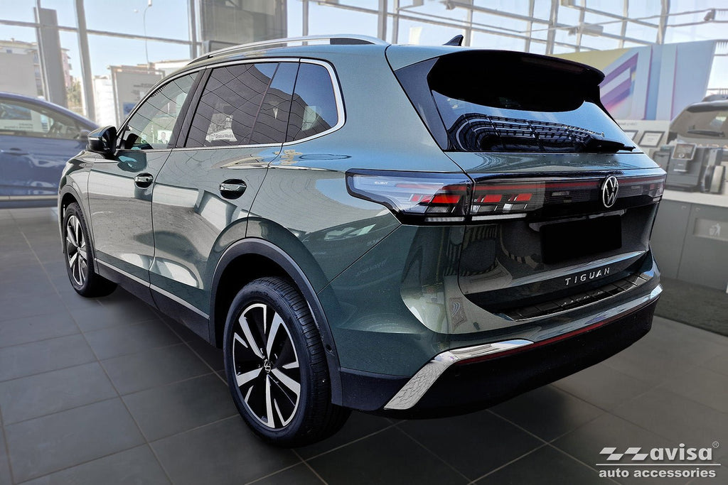 Lastskydd Volkswagen Tiguan III 2024+ – Svart | AVISA - Carlevel AB - Lastskydd